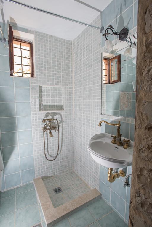 Kritikies Apartment Pitsidia Bagian luar foto